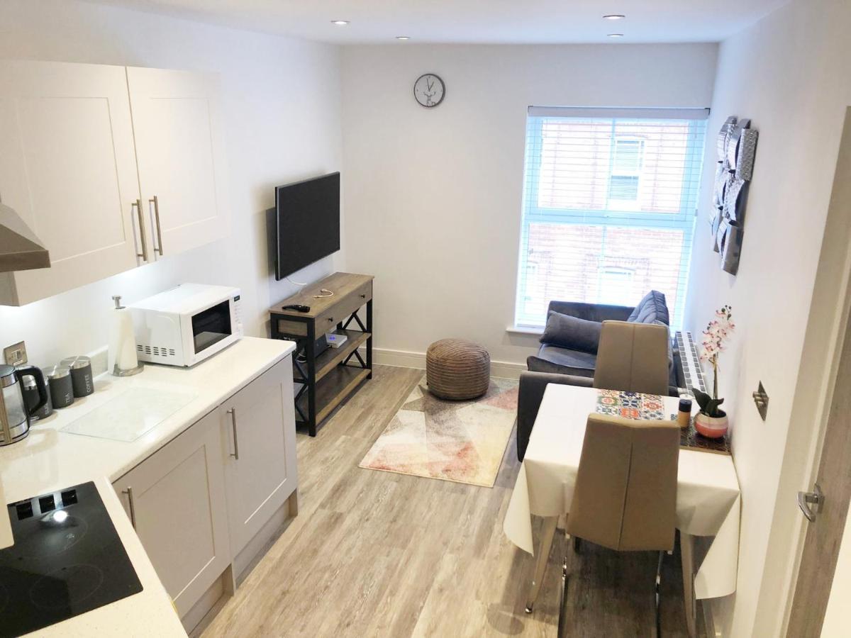 Gild House 2-Bedroom Apartment Close To Town Centre ボーンマス エクステリア 写真
