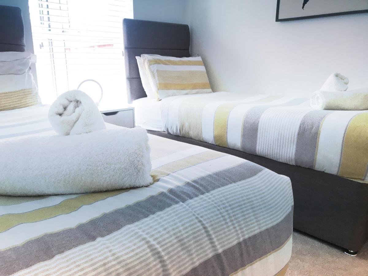Gild House 2-Bedroom Apartment Close To Town Centre ボーンマス エクステリア 写真